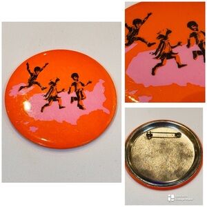 Rare 60s Hippie Clouds Floating Flying Dream large Pinback button